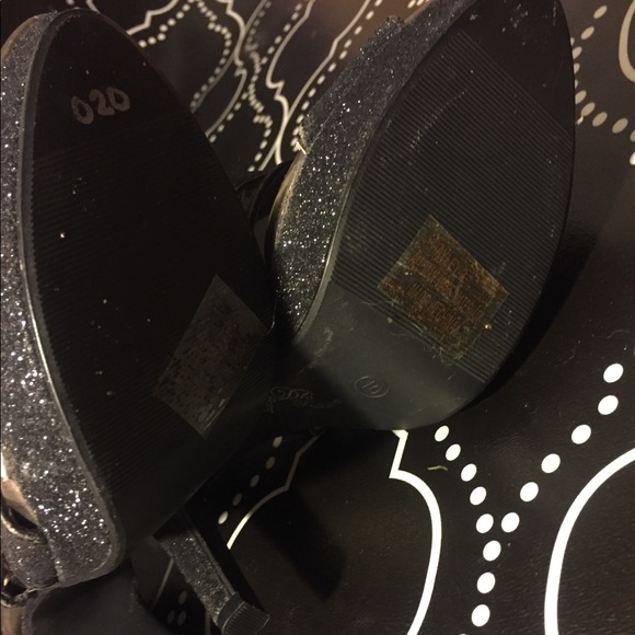 Black Glitter Heels - Picture 5 of 7